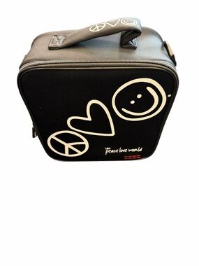 Coolest Peace Love World lunch box